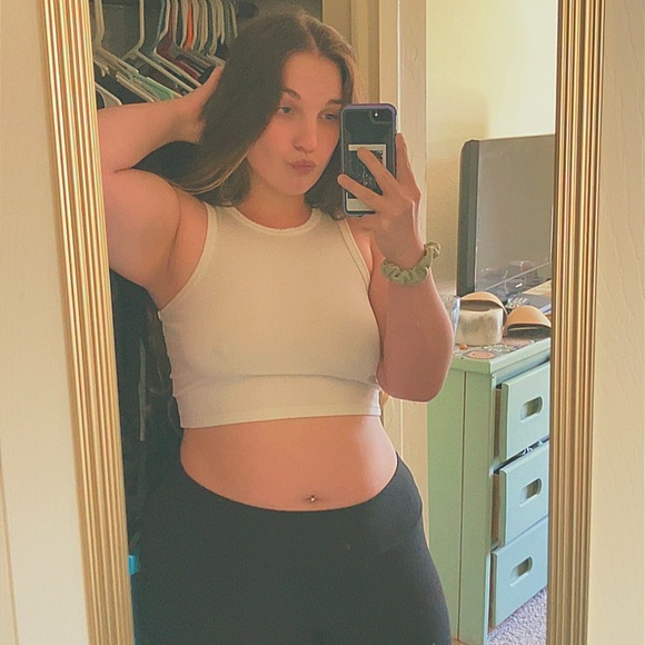 Meet your Posher, Destiny - Picture 4 of 6